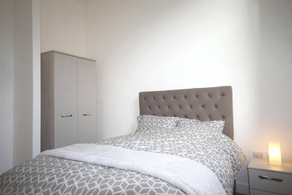 Smart Living Apartments Bradford  Exteriör bild